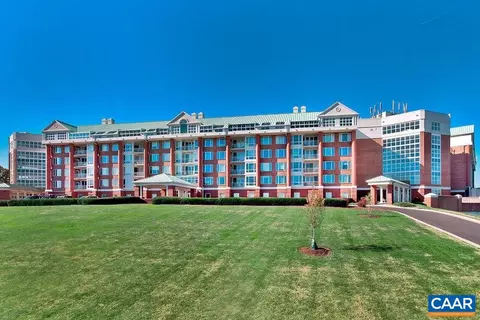 500 Crestwood Dr #1402, Charlottesville, VA 22903