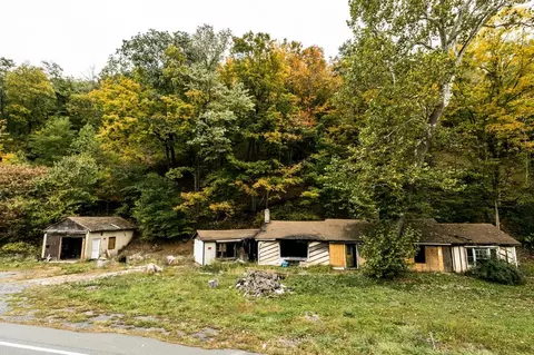 3121 Parkersburg Tpke, Swoope, VA 24479