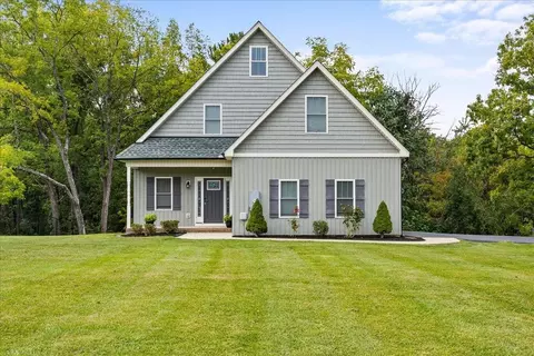 1534 New Hope Rd, Staunton, VA 24401