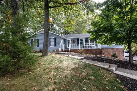 1041 Star Cir, Harrisonburg, VA 22801