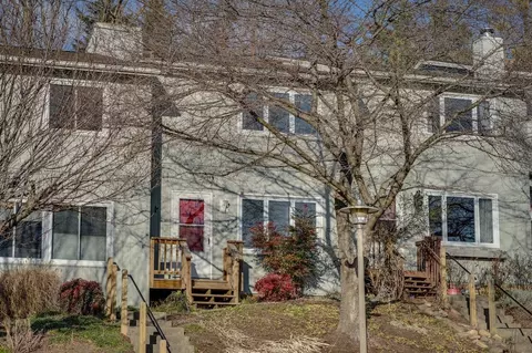 7 Village Sq, Harrisonburg, VA 22802