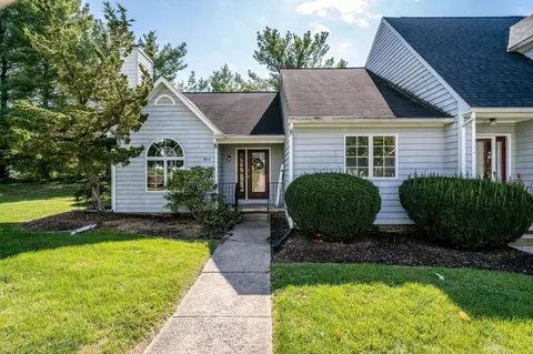 2011 Hampton Dr, Waynesboro, VA 22980