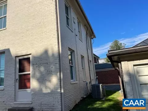 813 E Jefferson St, Charlottesville, VA 22902 photo 8