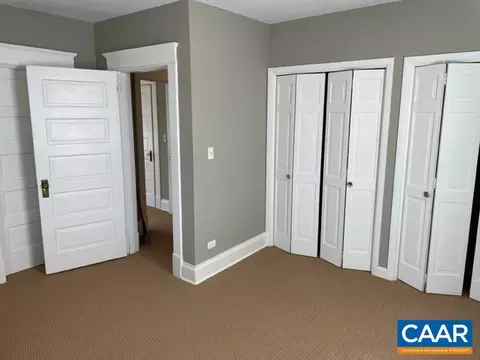813 E Jefferson St, Charlottesville, VA 22902 photo 32
