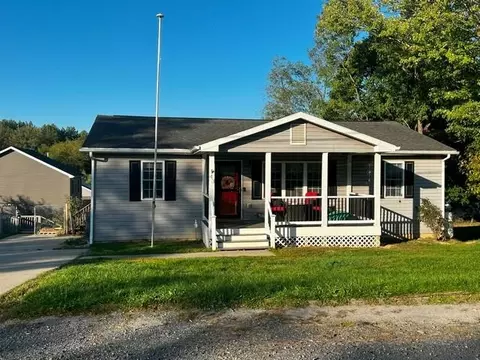 43 Bartley St, Staunton, VA 24401