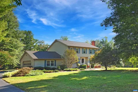 635 Bradford Ln, Earlysville, VA 22936