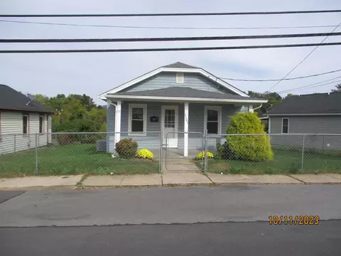 1101 New Hope Rd, Waynesboro, VA 22980