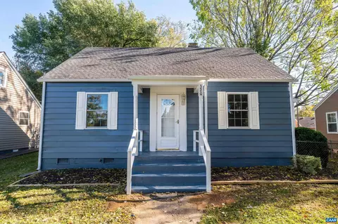 320 James Ave, Waynesboro, VA 22980
