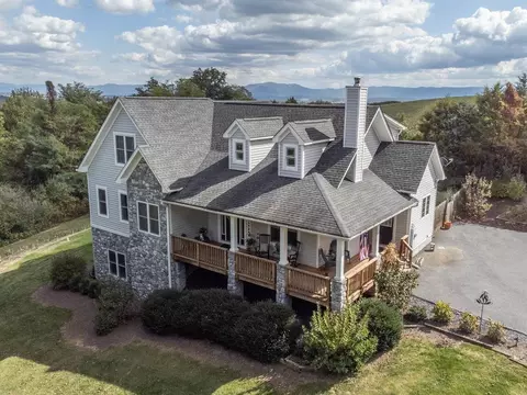 342 Fort Defiance Rd, Fort Defiance, VA 24437