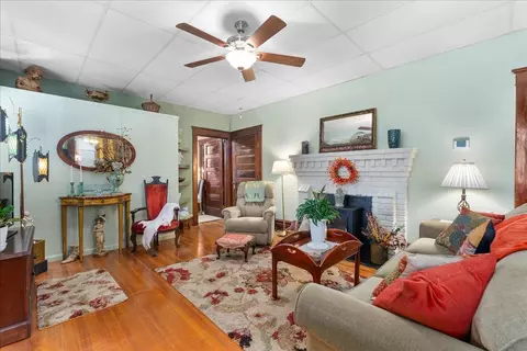 22 Sweet Spring Ln, Craigsville, VA 24430