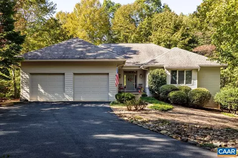 176 Lakeside Close, Nellysford, VA 22958