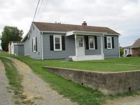 186 Broadway Ave, Broadway, VA 22815