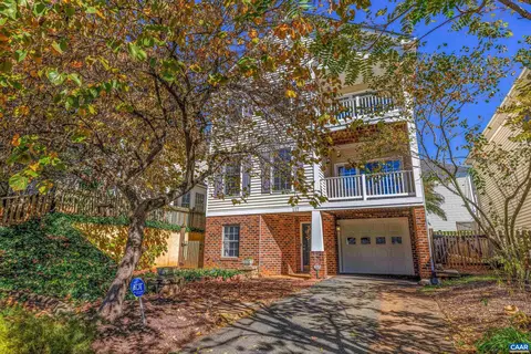 117 Lankford Ave, Charlottesville, VA 22902
