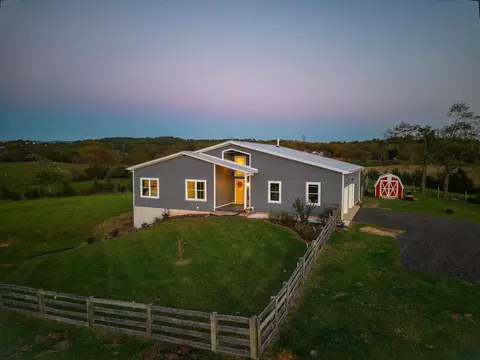 1079 Kiddsville Rd, Waynesboro, VA 22980