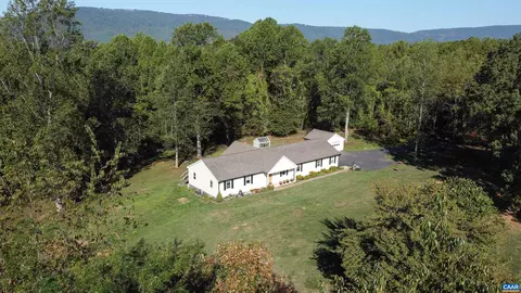 41 River Ridge Ln, Afton, VA 22920