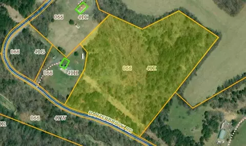 Barterbrook Rd, Staunton, VA 24401