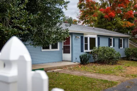 228 Parker Heights Rd, Waynesboro, VA 22980