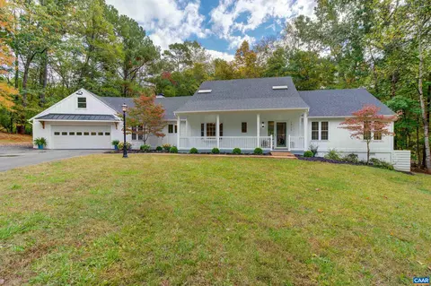 1925 Pheasant Ln, Charlottesville, VA 22901