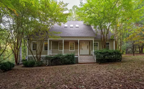2932 Catlett Rd, Charlottesville, VA 22901