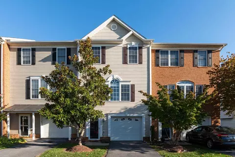 1425 Flowing Spring Ln, Harrisonburg, VA 22801