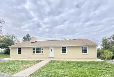 1625 Harding Ave, Waynesboro, VA 22980