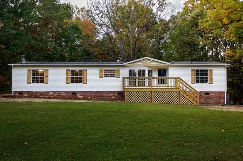 1253 Copper Mine Rd, Dillwyn, VA 23936