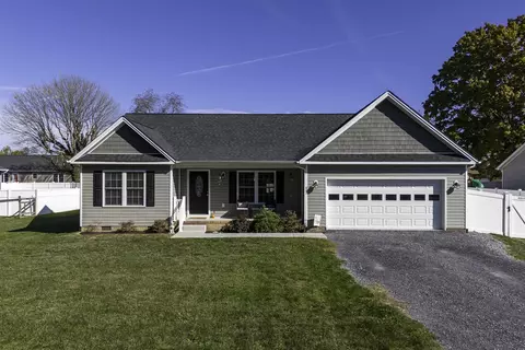 802 5th St, Grottoes, VA 24441