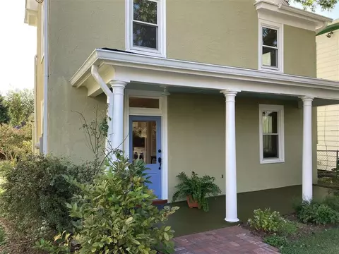 818 Anderson St, Charlottesville, VA 22903