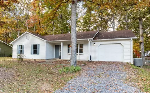39 Falling Rock Dr, Stuarts Draft, VA 24477 photo 2