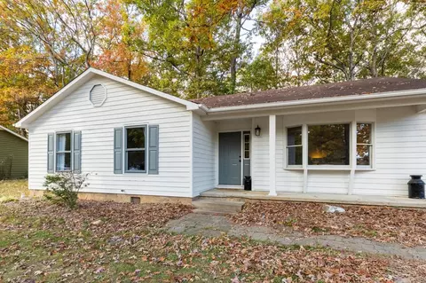 39 Falling Rock Dr, Stuarts Draft, VA 24477 photo 3