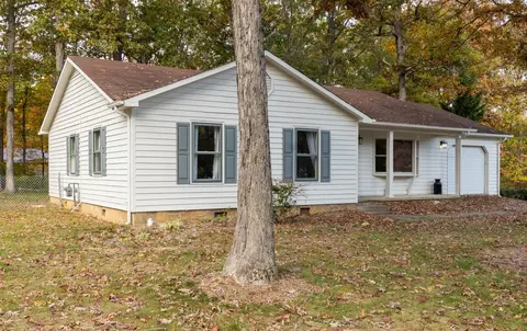 39 Falling Rock Dr, Stuarts Draft, VA 24477 photo 4