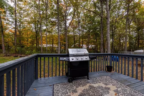 39 Falling Rock Dr, Stuarts Draft, VA 24477 photo 15