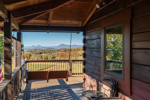 715 Gibbs Run Ln, Raphine, VA 24472 photo 5