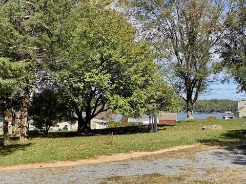 85 Fairview Rd, Louisa, VA 23093 photo 4