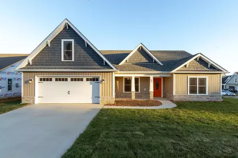 186 Lindburgh Dr, Waynesboro, VA 22980