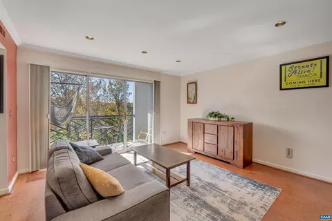 1604 Monticello Ave #F, Charlottesville, VA 22902