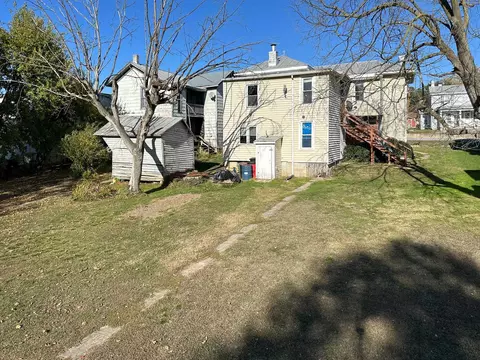 315 Third St, Shenandoah, VA 22849 photo 4