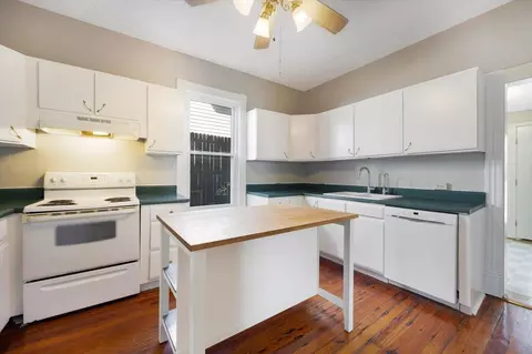 107 E Hampton St E, Staunton, VA 24401 photo 13