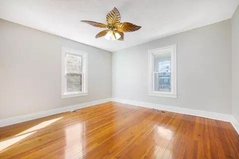 107 E Hampton St E, Staunton, VA 24401 photo 8