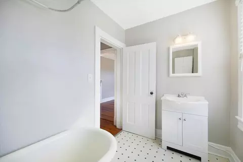 107 E Hampton St E, Staunton, VA 24401 photo 26