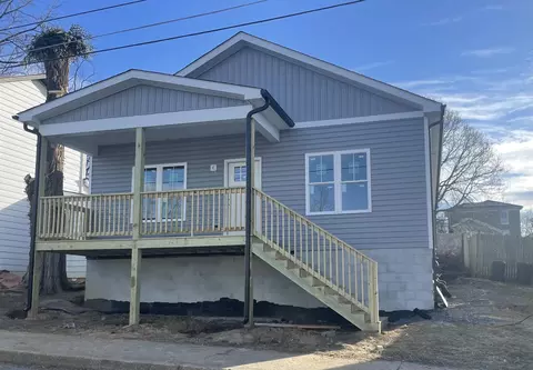 505 Gooch St, Staunton, VA 24401