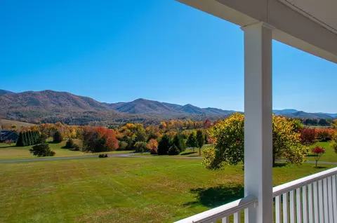 105 Ridgefield Way, Lexington, VA 24450