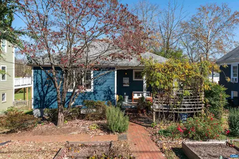 1325 E Market St E, Charlottesville, VA 22901