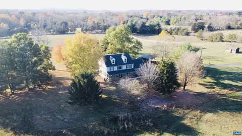 8876 E Timber Ridge Rd E, Mount Crawford, VA 22841