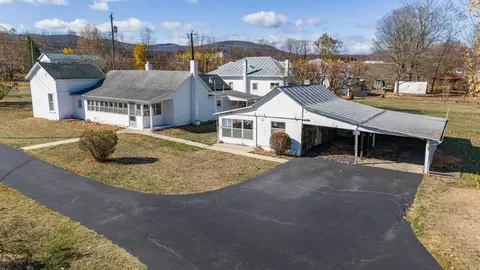 557 Hankey Mountain Hwy, Churchville, VA 24421