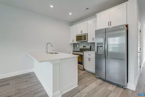 109 Ridgeline Dr, Waynesboro, VA 22980