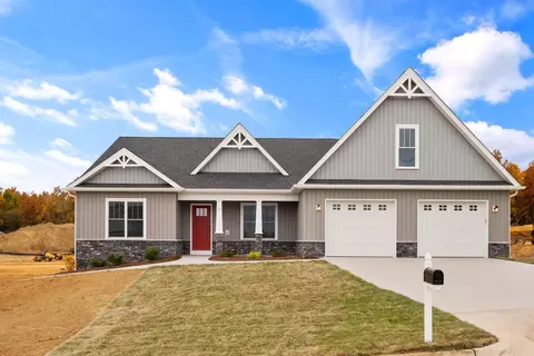 11 Thomas Dean Ct, Waynesboro, VA 22980