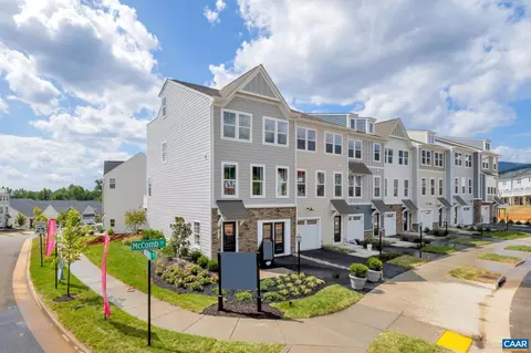 6005 Mccomb St, Crozet, VA 22932