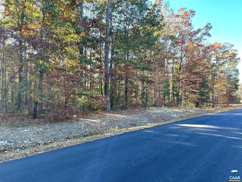 5 Walnut View Drive #5, Troy, VA 22974