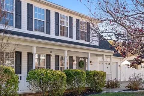805 Ritchie Blvd, Staunton, VA 24401